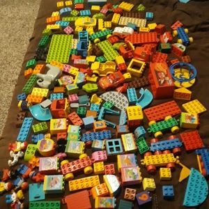 Lot of DUPLO legos